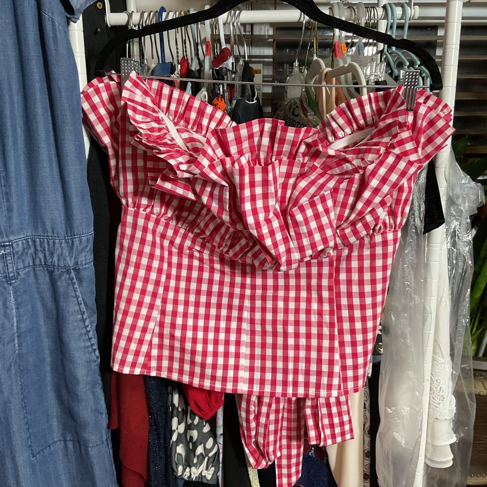 New York & Company Red and White Ruffled Blouse with Versatile Bow Tie. Size XL